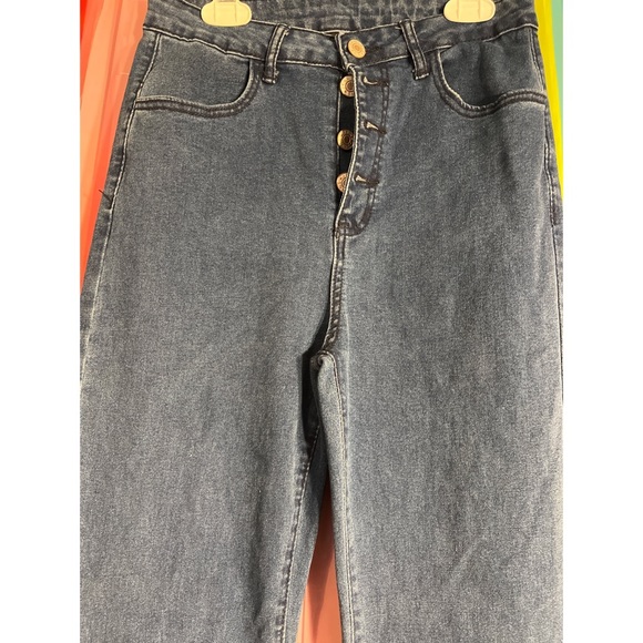 SHEIN Button Up Flare Hem Jeans. Size Small (4) - Picture 6 of 10